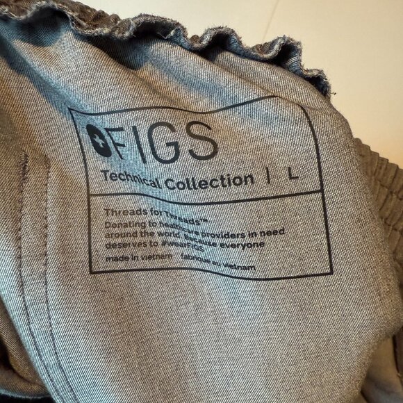 Figs Women M/L Scrub Set Casma Top Yola Skinny Pant Gray Drawstring Nurse Tech - Picture 9 of 14